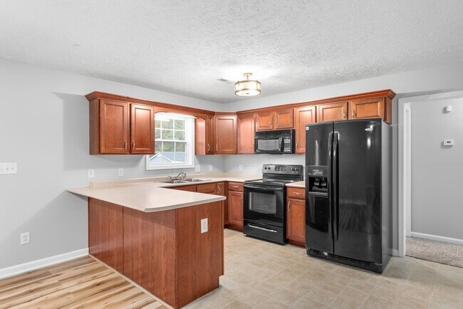 Building Photo - 1626 Autumn Dr