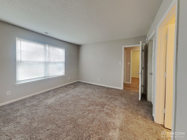 Building Photo - 5851 Prairie Meadow Dr
