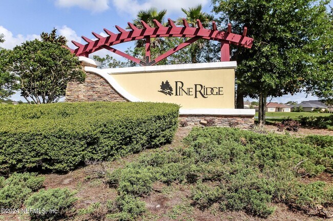 Building Photo - 4619 Pine Lake Dr