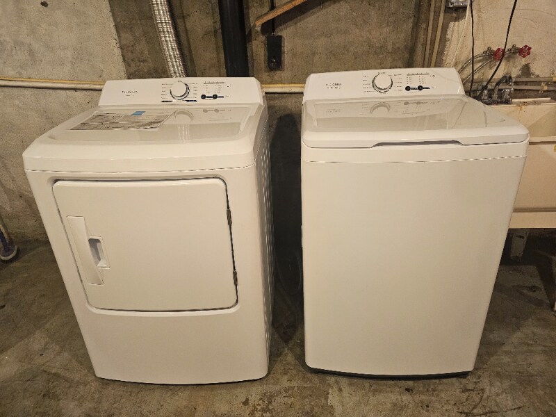 Building Photo - 3265 NE Alberta St