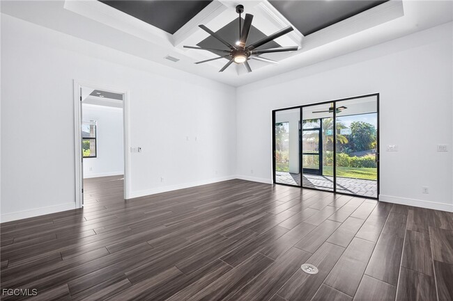 Building Photo - 332 SW 26th St