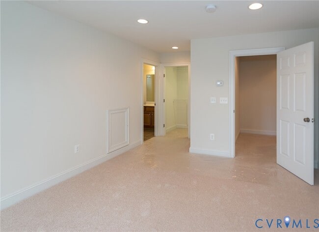 Building Photo - 5411 Hickory Ann Dr