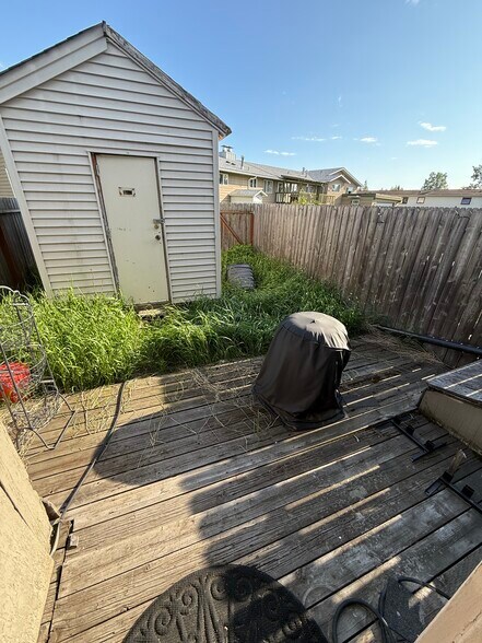 Building Photo - 4104 San Roberto Ave