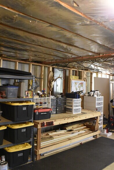 Building Photo - 1113 Ardmore Dr