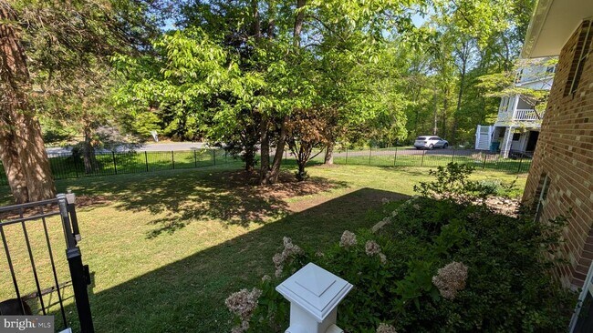 Building Photo - 15715 Tierra Dr