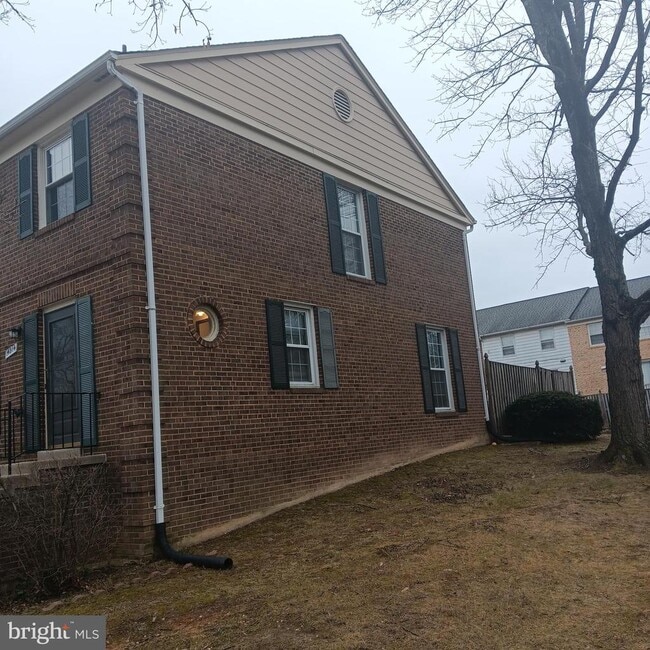 Building Photo - 14914 Belle Ami Dr