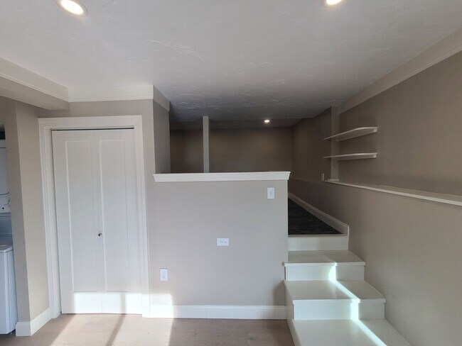 Building Photo - Newly Renovated - Ocean Views - Laundry - ...