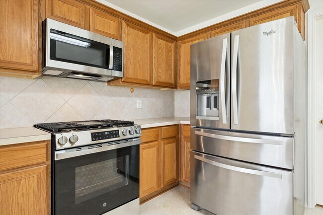 Building Photo - 15627 Haleys Landing Ln