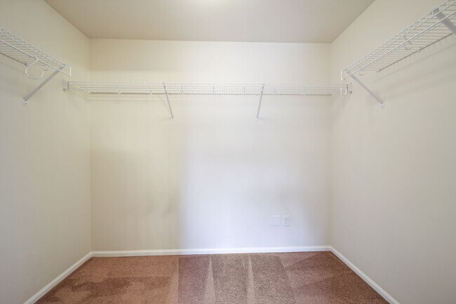 Building Photo - 3119 Harrier St NE