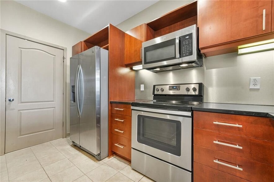 Building Photo - 390 17th St NW