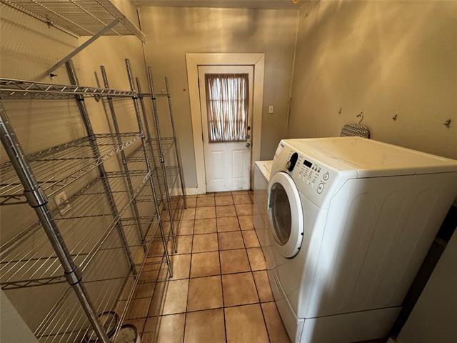 Building Photo - 5321 Reiger Ave