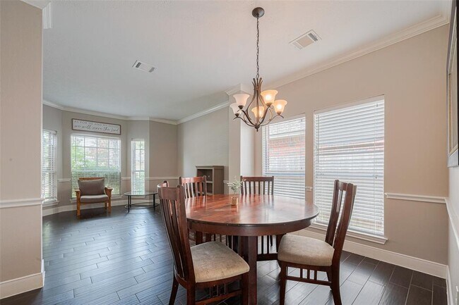 Building Photo - 5706 Georgetown Colony Dr