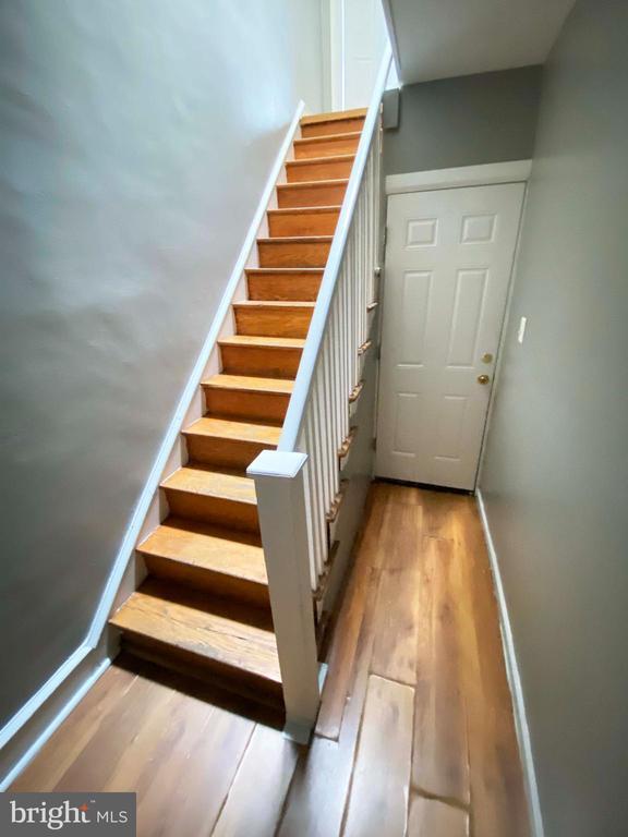 Building Photo - 408 E Roosevelt Blvd