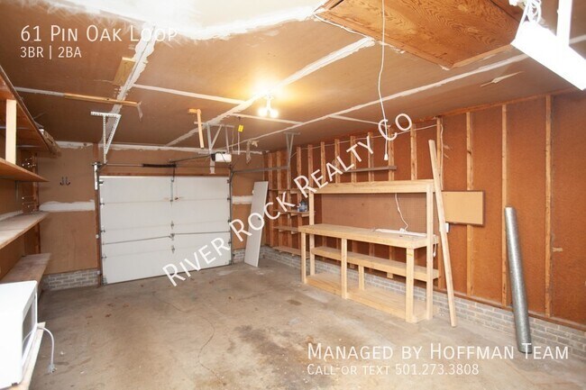 Building Photo - 61 Pin Oak Lp