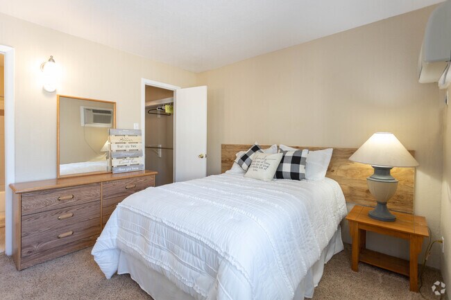 Desert Tree Apartment Homes El Paso Tx Apartment Finder