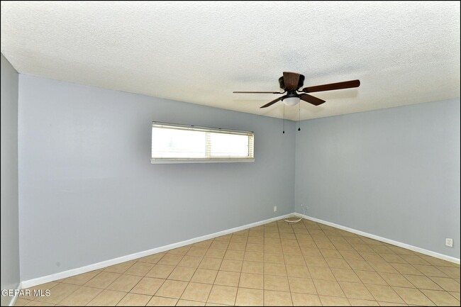 Building Photo - 4217 Canterbury Dr