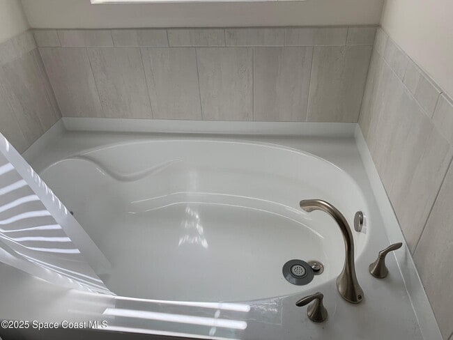 Building Photo - 4186 Broomsedge Cir