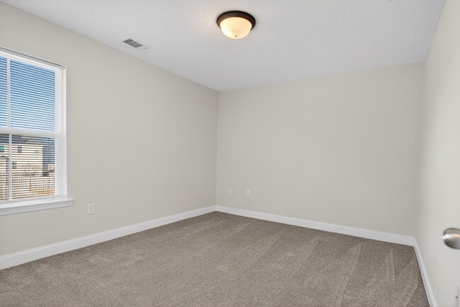 Building Photo - 20 Centennial Ct