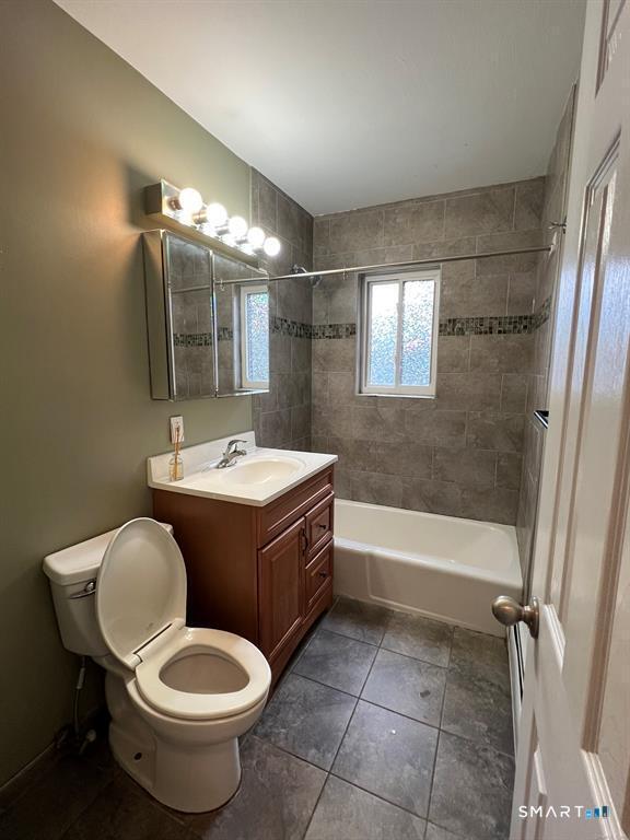 Building Photo - 900 Hope St