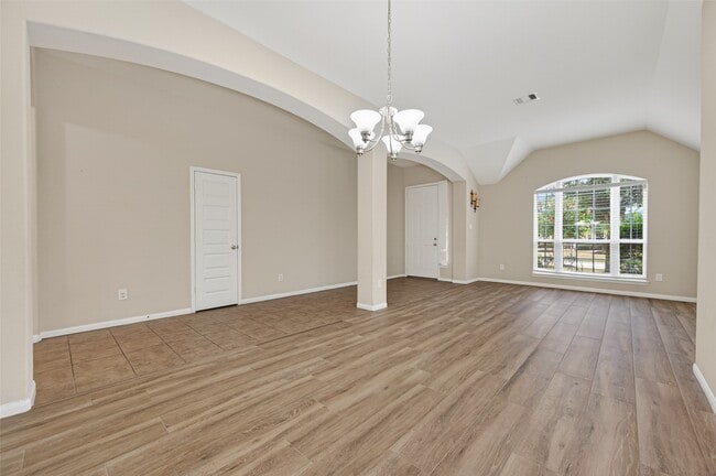 Building Photo - 18206 Florence Run Ln