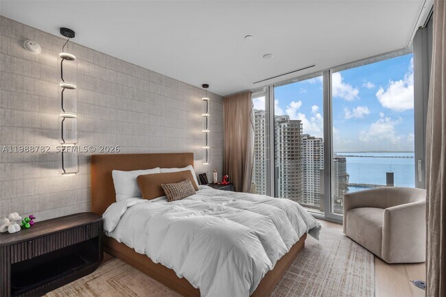 Building Photo - 300 Biscayne Blvd