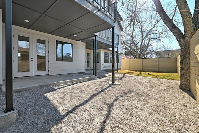 Building Photo - 8428 Hathaway Dr