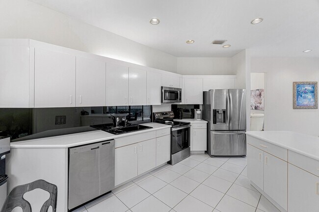 Building Photo - 17099 Ryton Ln