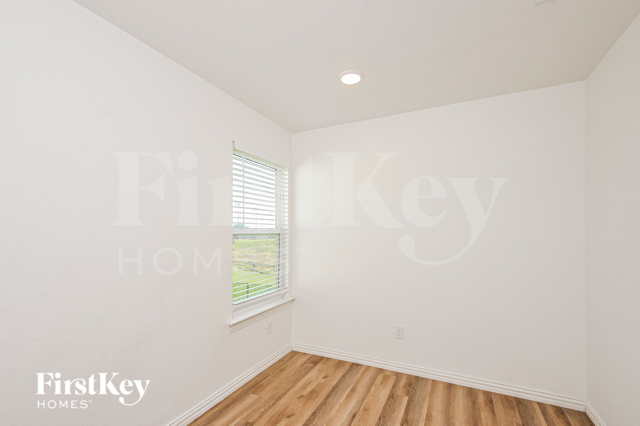 Building Photo - 7328 Parkside Pl Dr