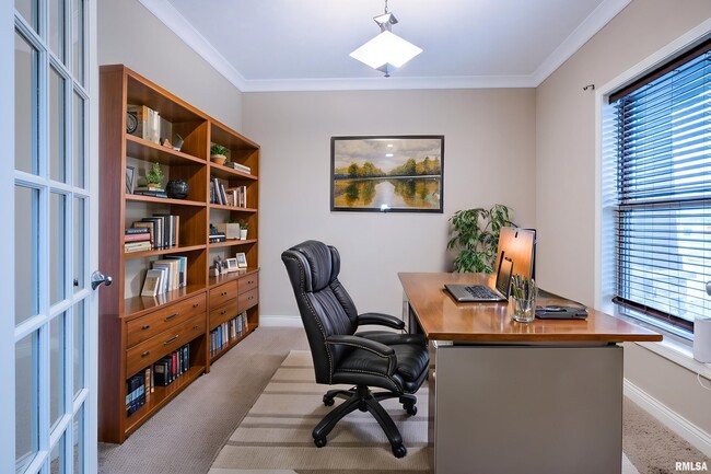 Building Photo - 2708 W Sesame St