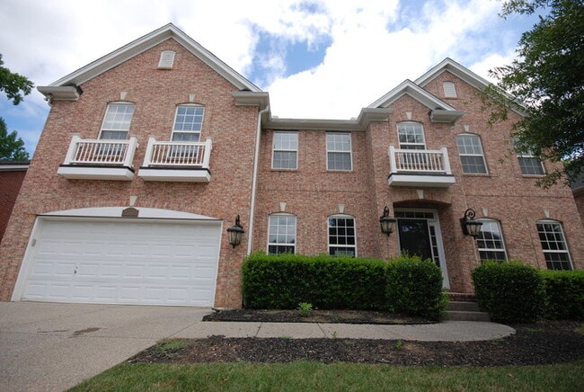 Building Photo - Oversized Executive Style Home with Finish...