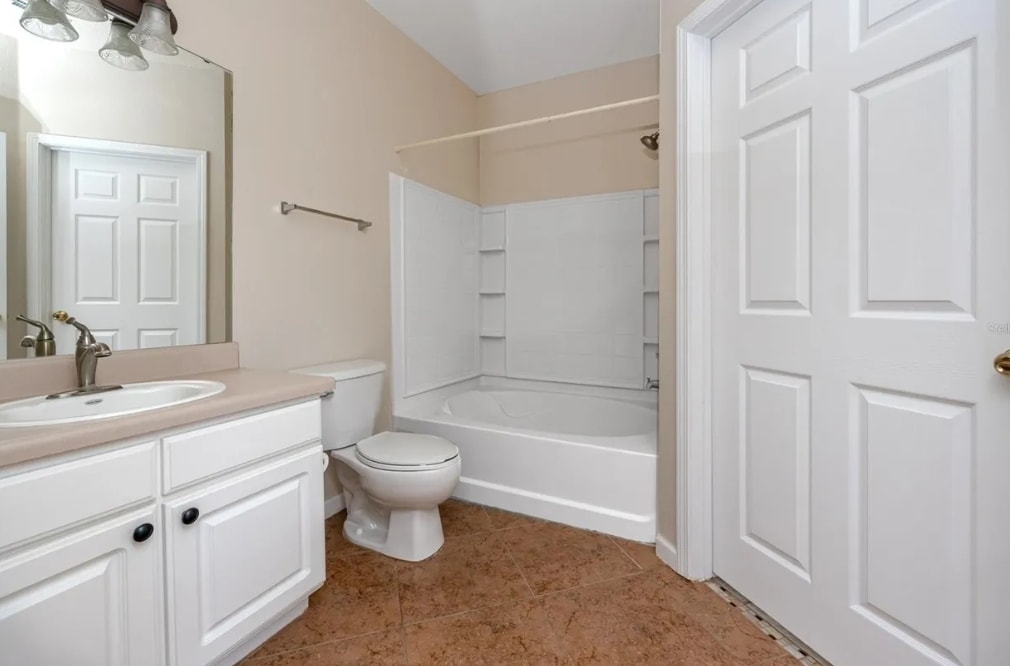 Building Photo - 10764 70th Ave