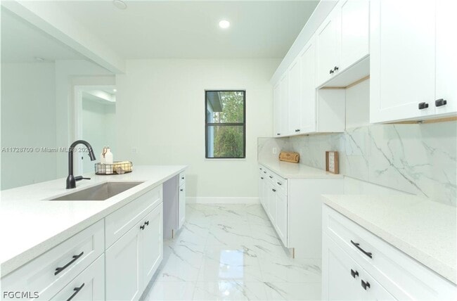 Building Photo - 729 Giorgio Ave