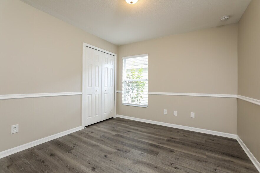 Building Photo - 2016 Briarcliff Cir