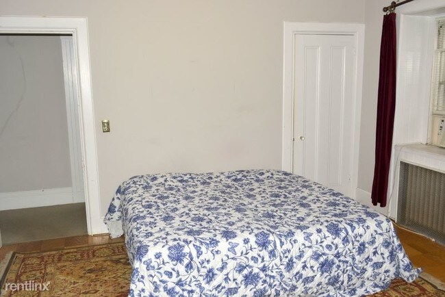 Building Photo - 1 br, 1 bath Apartment - 286 Benefit St