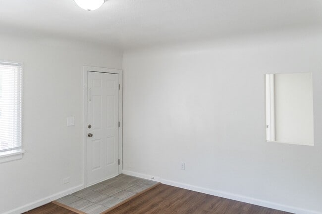 Building Photo - Single Family Home in Spokane Valley!!