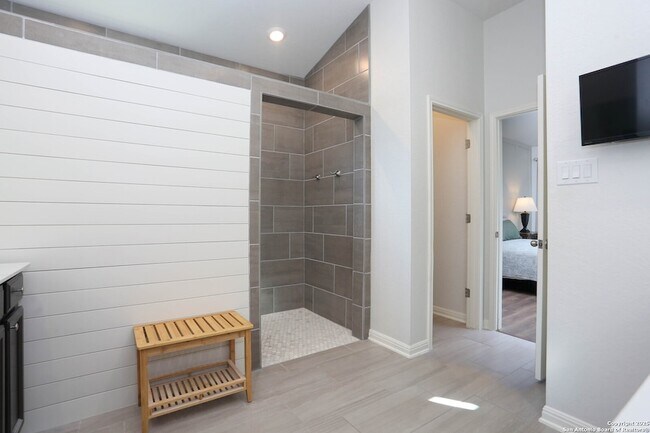 Building Photo - 12819 Aikman Wy