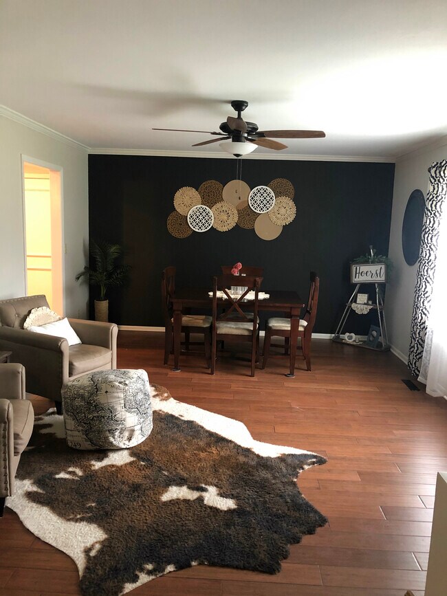 Building Photo - 5801 E Rockhill St