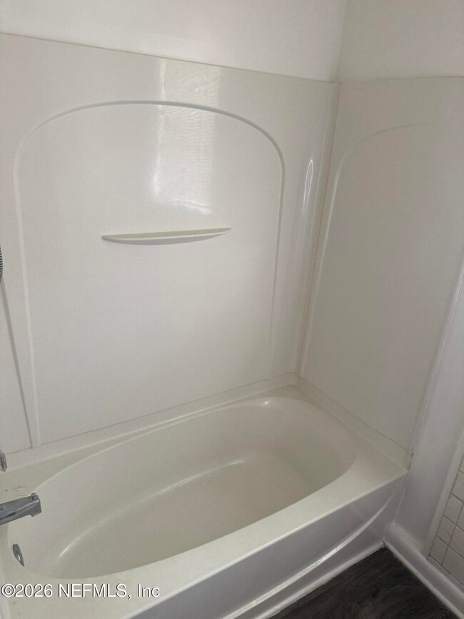 Building Photo - 2334 Rogero Rd