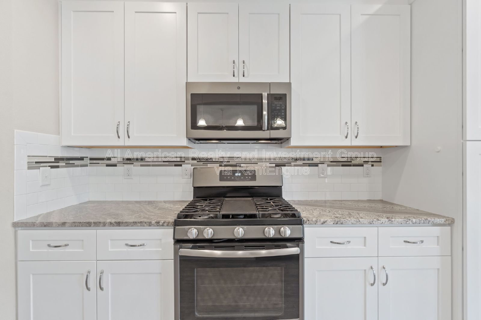 Building Photo - 242 Cecelia Dr NW