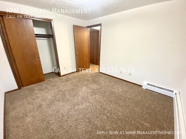 Building Photo - 3348 Mollane St NW