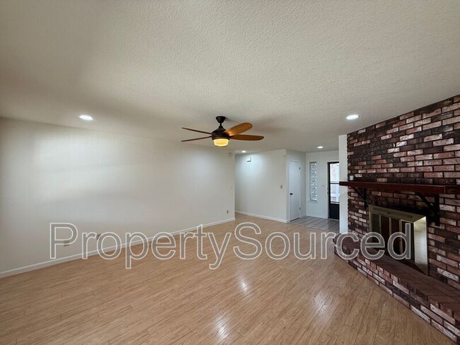 Building Photo - 1444 Snead Ct