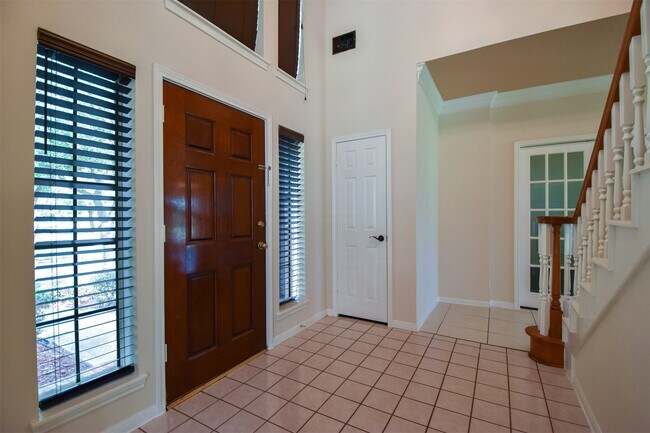 Building Photo - 314 Spencers Glen Dr