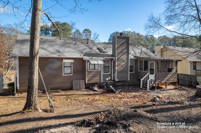 Building Photo - 6245 Stoney Creek Overlook