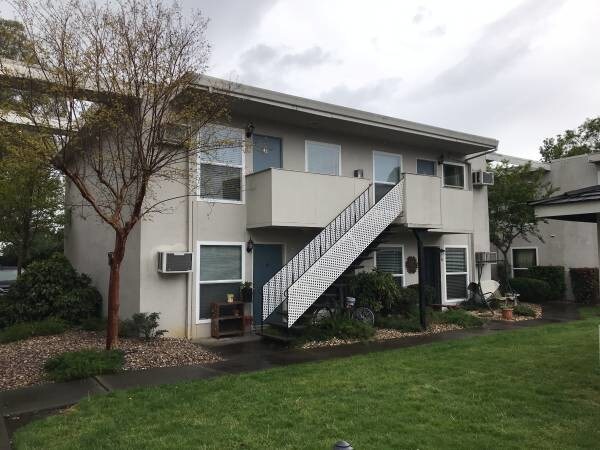 Building Photo - 5500 Foothill Garden Ct
