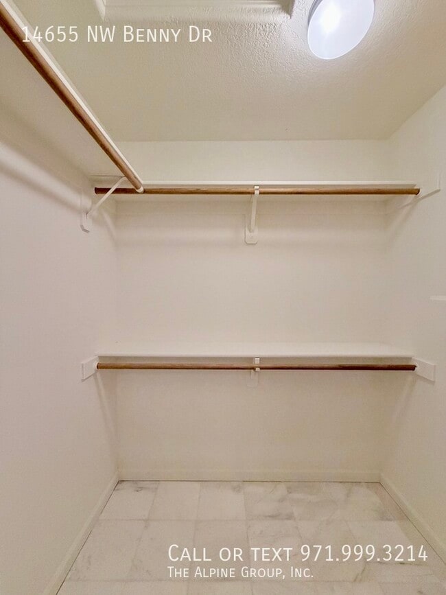 Building Photo - 14655 NW Benny Dr