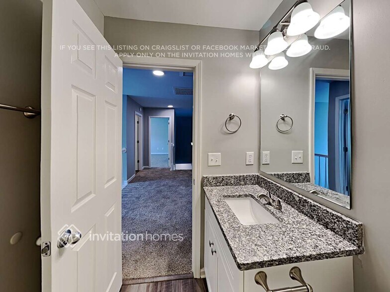 Building Photo - 216 Pebblestone Dr