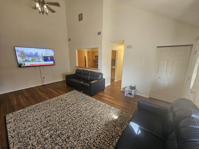 Building Photo - 3016 Ivy Bush Ct