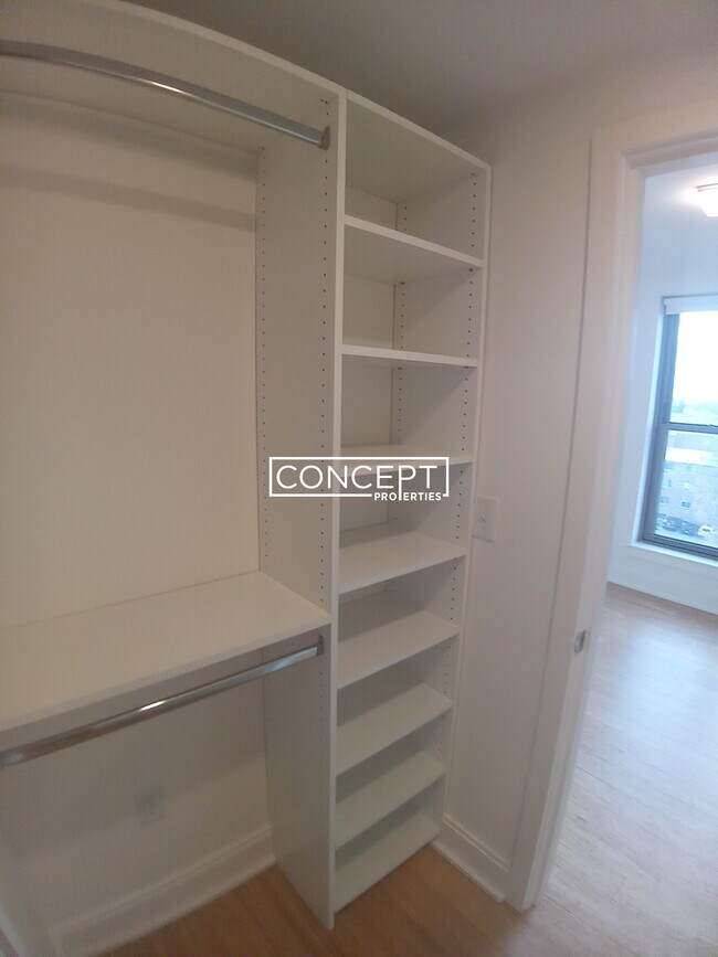 Building Photo - 40 Malvern St