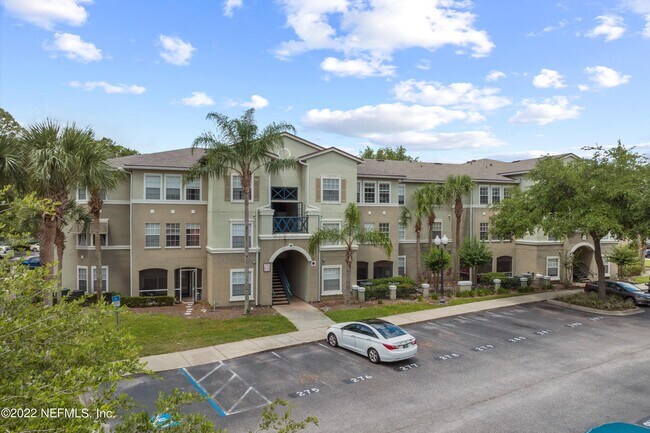 Primary Photo - 3591 Kernan Blvd S