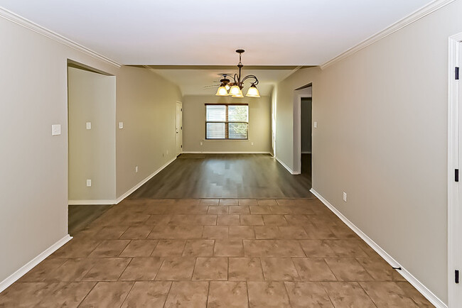 Building Photo - Cozy 3 Bedroom Home in Little Rock